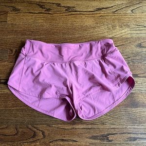 Lululemon Speed Up Shorts Moss Rose Size 4, 2.5 Inch Inseam
